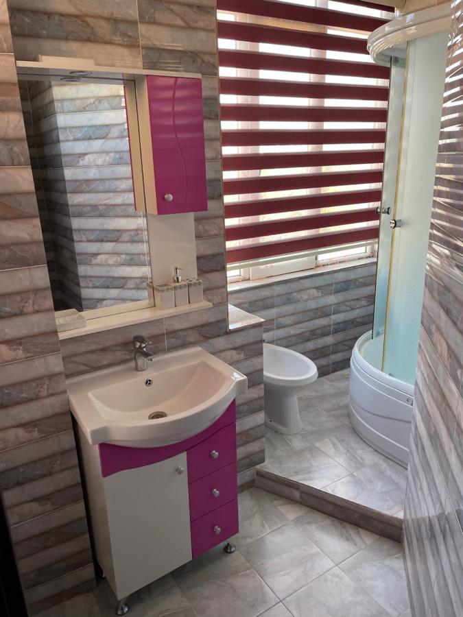 Flamingo Hostel Dushanbe Ngoại thất bức ảnh